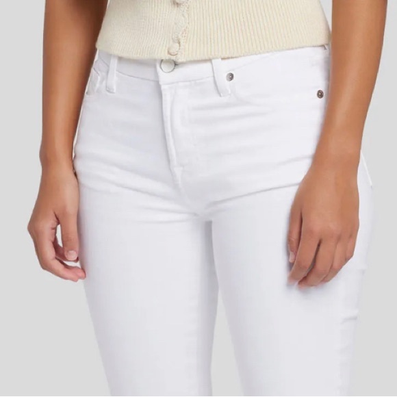 7 For All Mankind Denim - 7 for all mankind capri Kimmie straightleg Perfect jean w frayed hem, size 30